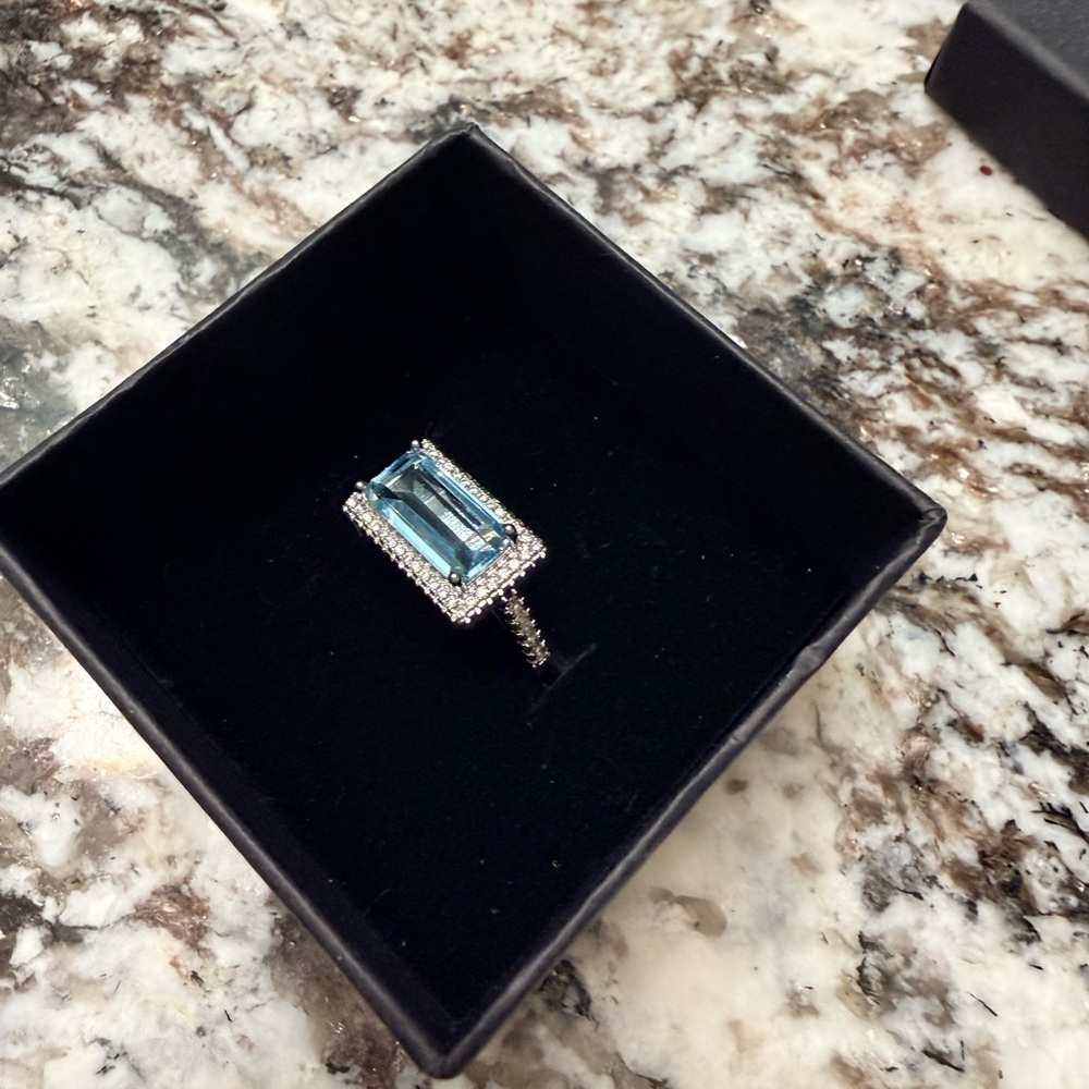 Elegant Silver Ring set of 6